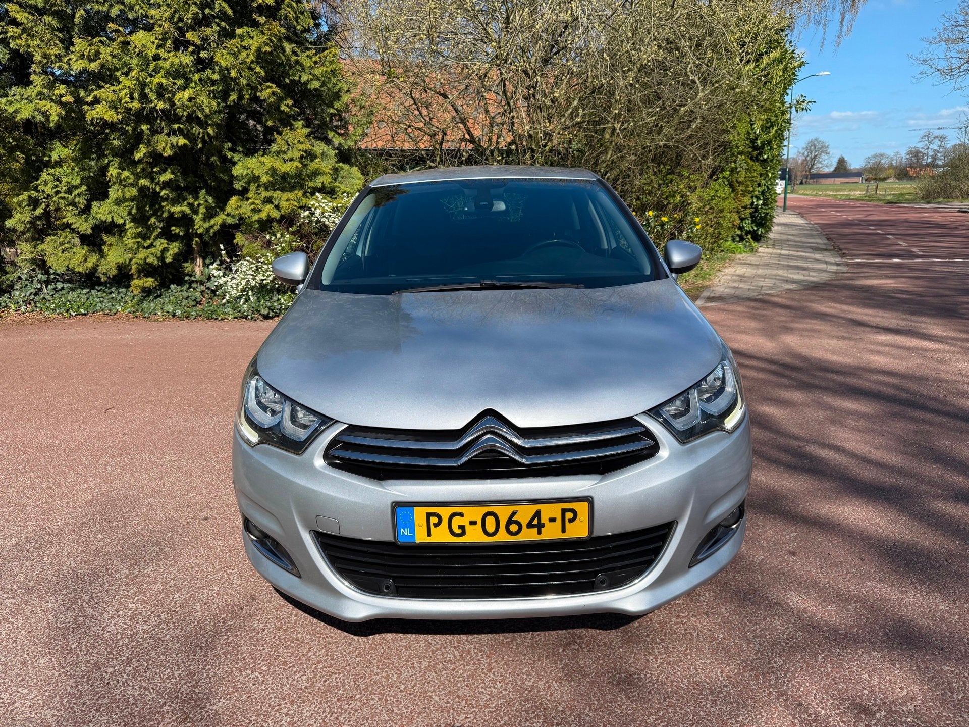 Citroen C4 1.2 PureTech Feel Collection / Navi / Automaat /, Euro 6, 1199 cc, Bedrijf, 3 cilinders