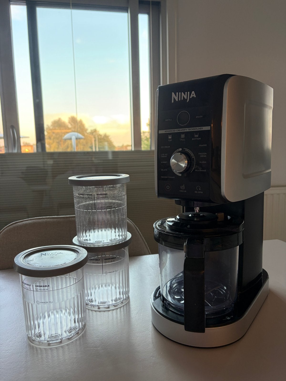 Ninja CREAMi Deluxe – zo goed als nieuw – incl. 3 bakken, Ophalen, 3 snelheden of meer, Zo goed als nieuw, Vaatwasserbestendig