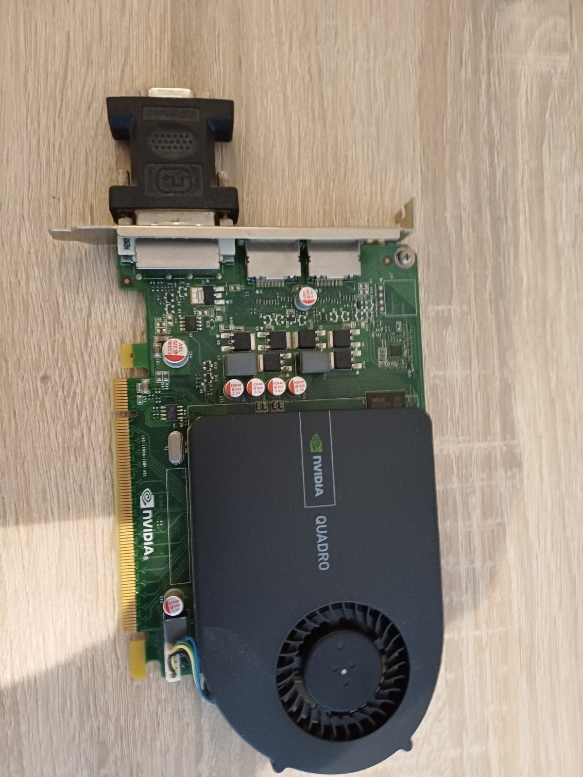 Nvidia quadro 2000, Ophalen of Verzenden, GDDR5, PCI-Express 3