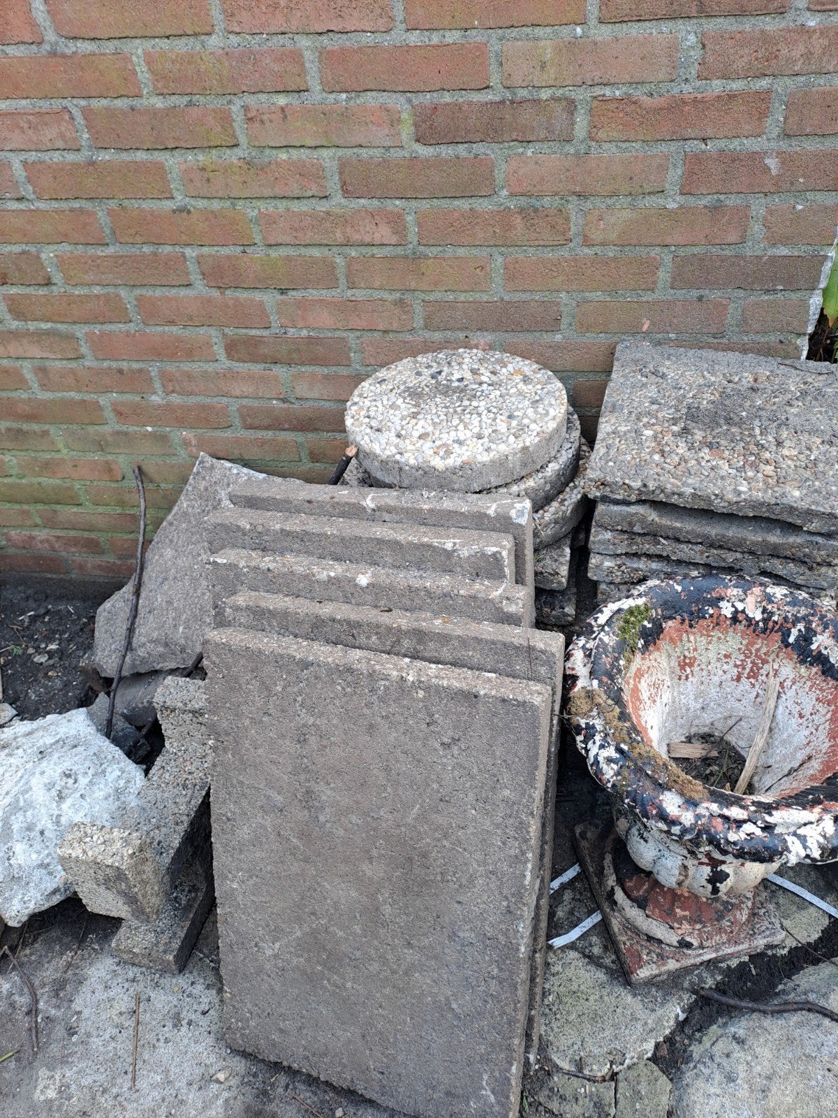 Gratis af te halen: Gebruikte tegels, Tuin en Terras, Ophalen of Verzenden, Gebruikt, Beton, Terrastegels