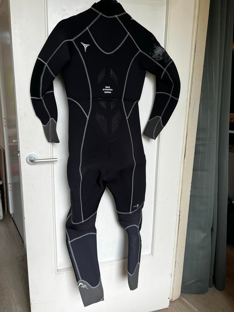 Mares wetsuit dames 8.6.5 neopreen - Zo goed als nieuw, Watersport en Boten, Watersportkleding, Ophalen of Verzenden, Zo goed als nieuw