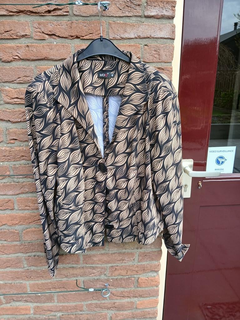 Moq blazer maat 48, Kleding | Dames, Jasjes, Kostuums en Pakken, Ophalen of Verzenden, Nieuw, Maat 46/48 (XL) of groter, Zwart
