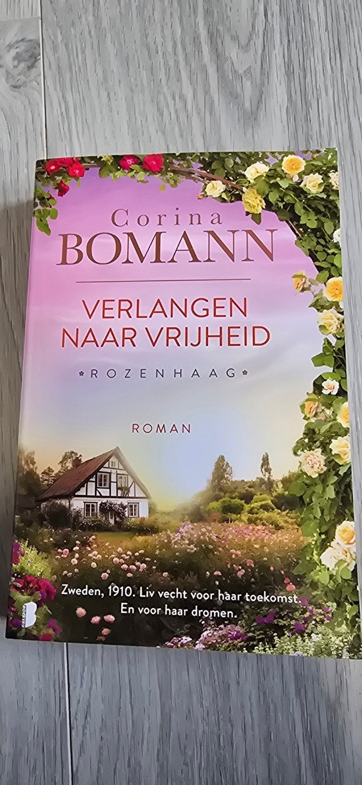 Corina Bomann - Verlangen naar Vrijheid (Roman), Ophalen of Verzenden, Zo goed als nieuw, Corina Bomann