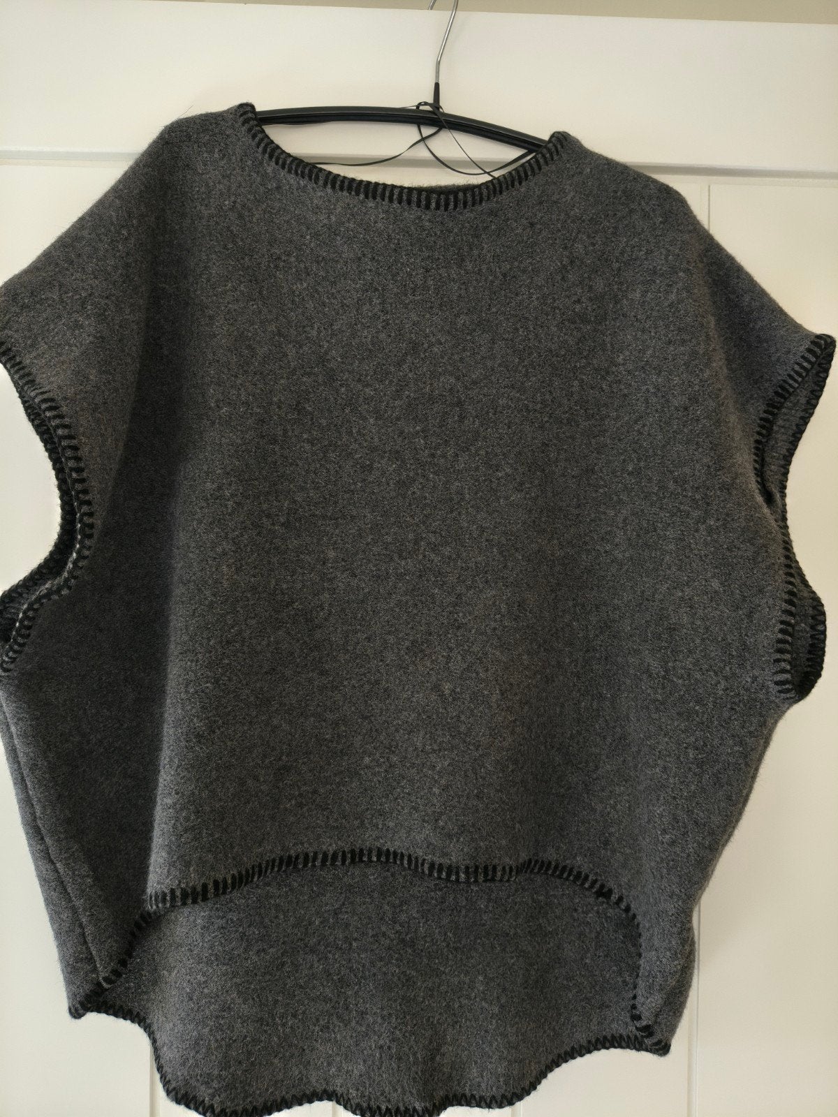 Zara Grijze Poncho/Cape - Maat L - Nieuw met kaartje, Zara, Maat 42/44 (L), Nieuw, Ophalen of Verzenden