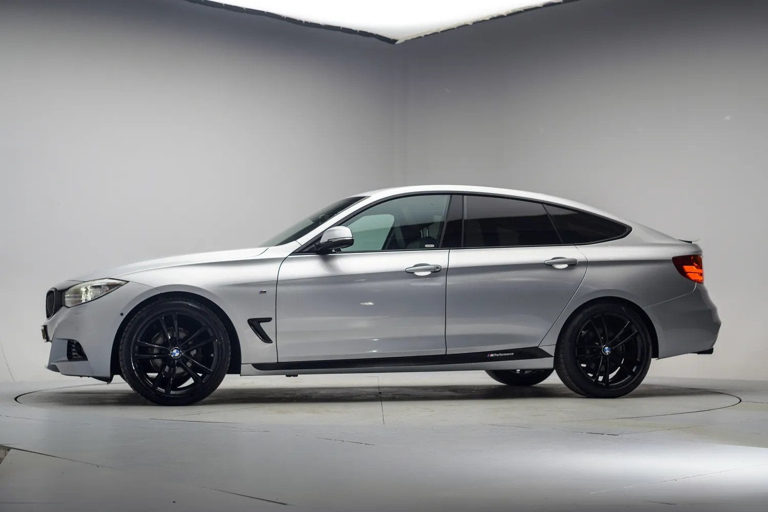 BMW 3-serie GT 320I M Sport High Executive Aut. [ Navi Prof., Auto's, Automaat, Gebruikt, 4 cilinders, 1535 kg