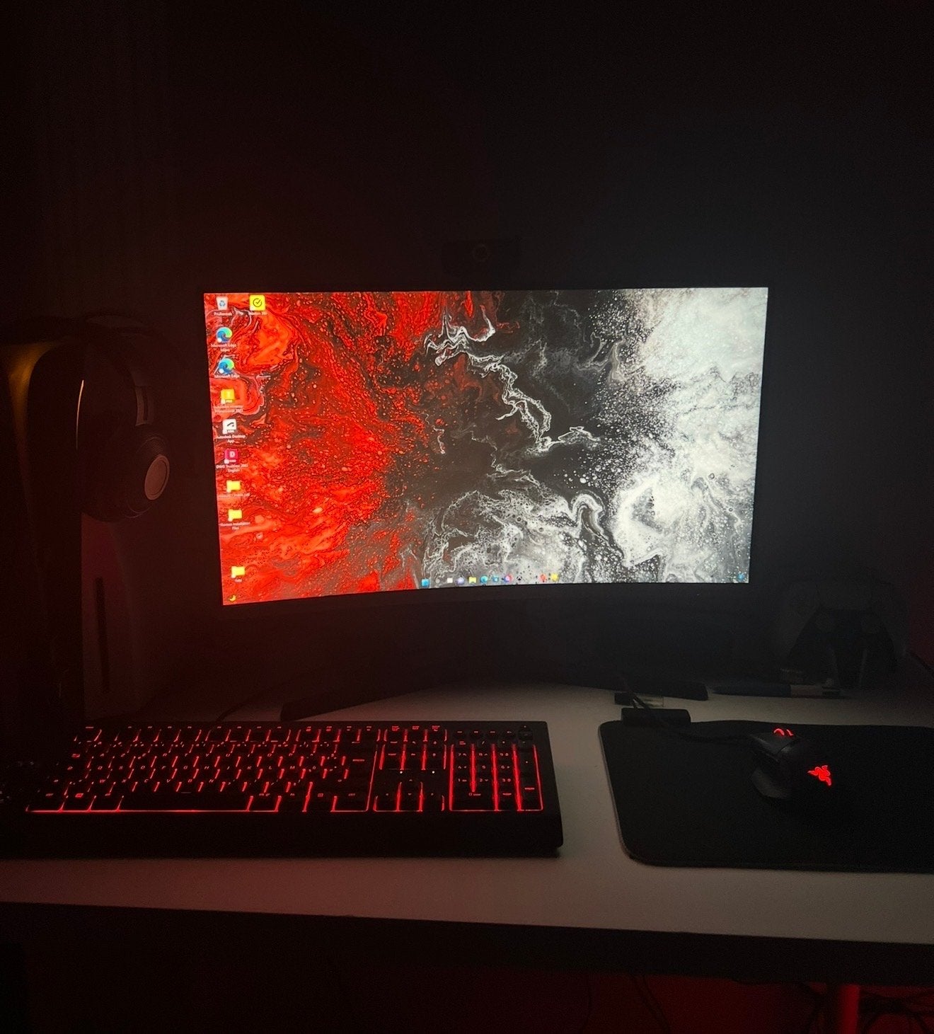 Philips Monitor - QHD - 165hz - 27 inch, Curved, VA, Minder dan 1 ms, Zo goed als nieuw