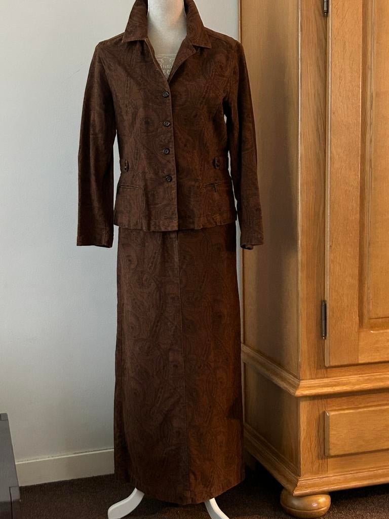 Mooi mantelpak in zeer goede staat., Kleding | Dames, Ophalen of Verzenden, Zo goed als nieuw, Maat 38/40 (M), Bruin