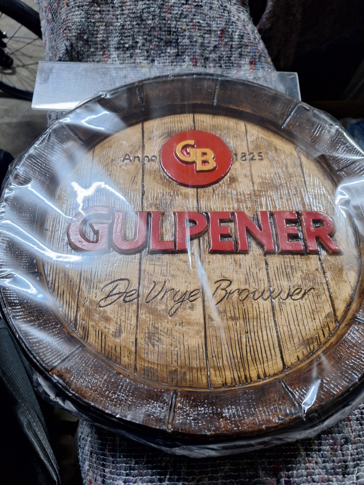 Gulpener Reclamebord - Decoratief Bier Vat, Ophalen of Verzenden, Zo goed als nieuw, Reclamebord, Plaat of Schild, Gulpener