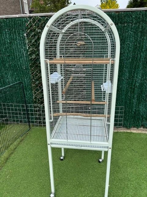 Te koop papegaaienkooi, Dieren en Toebehoren, Ophalen, Gebruikt, Metaal, Vogelkooi