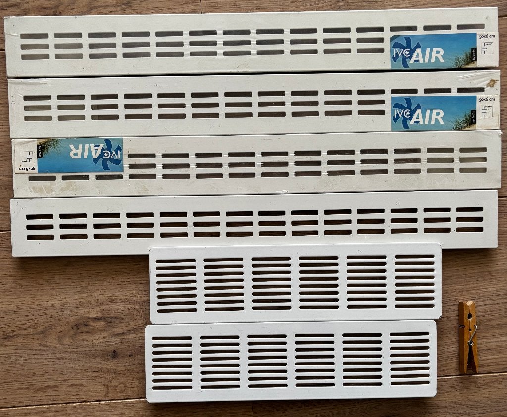 Partij 4x witte ventilatieroosters 50x6 cm Fetim IV AIR, Ophalen of Verzenden, Zo goed als nieuw, Ventilator