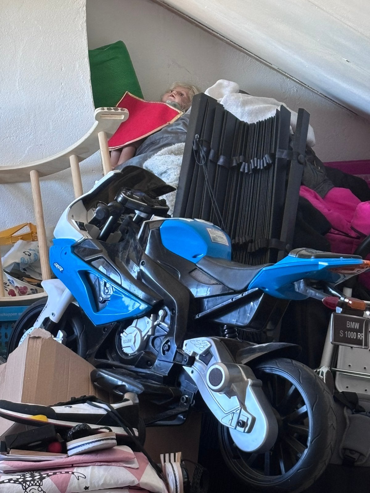 Elektrische kinder motor bmw werkt, Ophalen