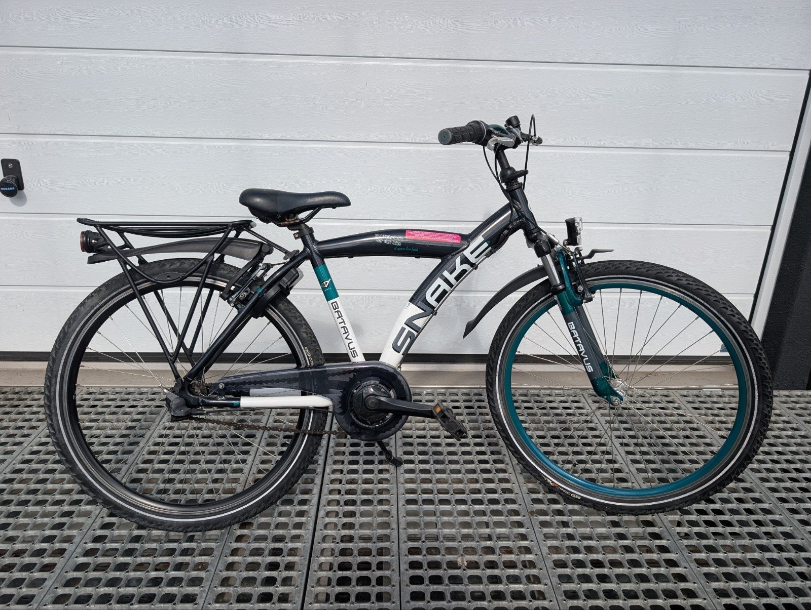 Batavus snake nieuw model 26 inch 3 versnellingen en led ver, Ophalen, Zo goed als nieuw, 26 inch of meer, Versnellingen