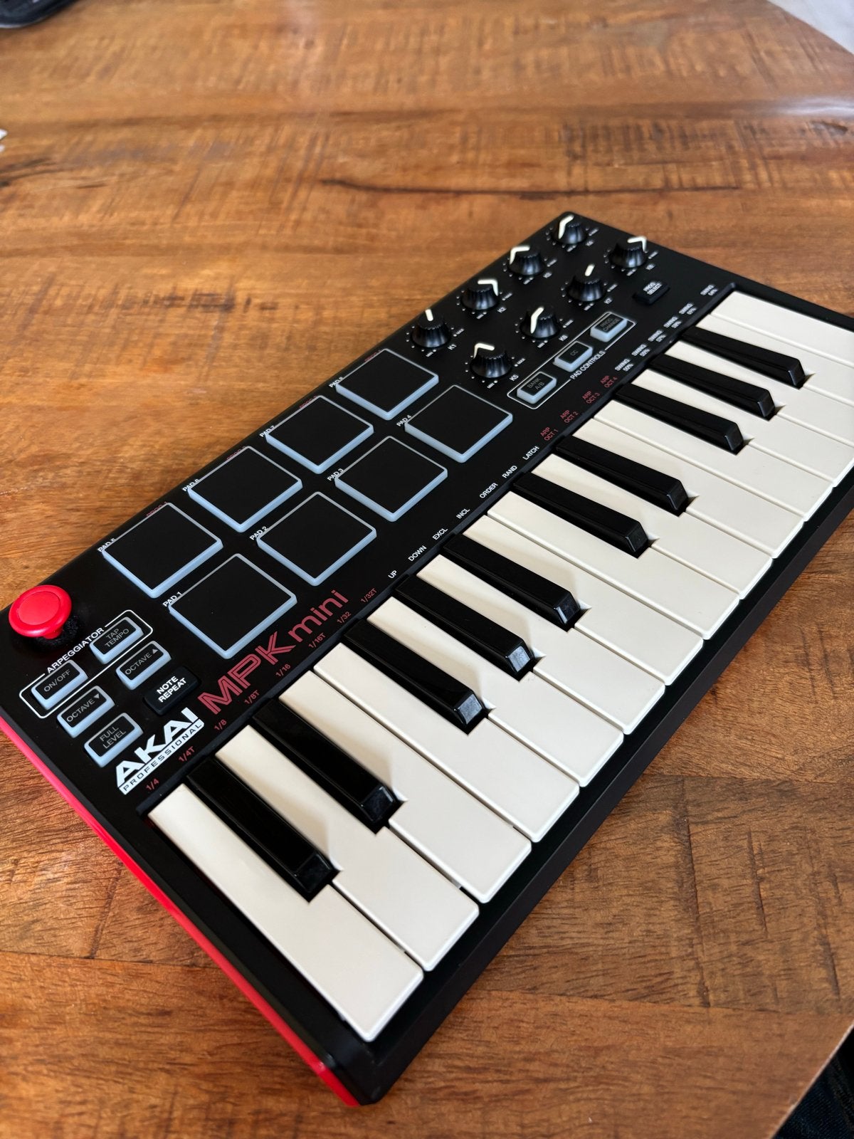 Akai MPK mini mkII MIDI Keyboard Controller, Overige merken, Gebruikt, Midi-aansluiting, Overige aantallen