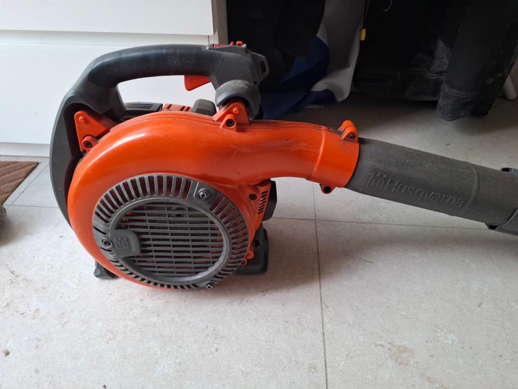 Husqvarna 525BX Benzine Bladblazer - Werkt Perfect!, Ophalen, Zo goed als nieuw, Benzine