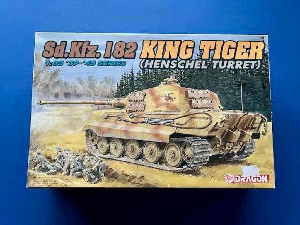 Dragon	6208	Sd.Kfz.182 King Tiger (Henschel Turret)	1/35, Verzenden, 1:32 tot 1:50, Nieuw, Italeri