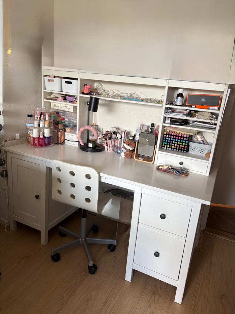 Net bureau ikea serie Hemnes, Huis en Inrichting, Bureaus, Ophalen, Gebruikt