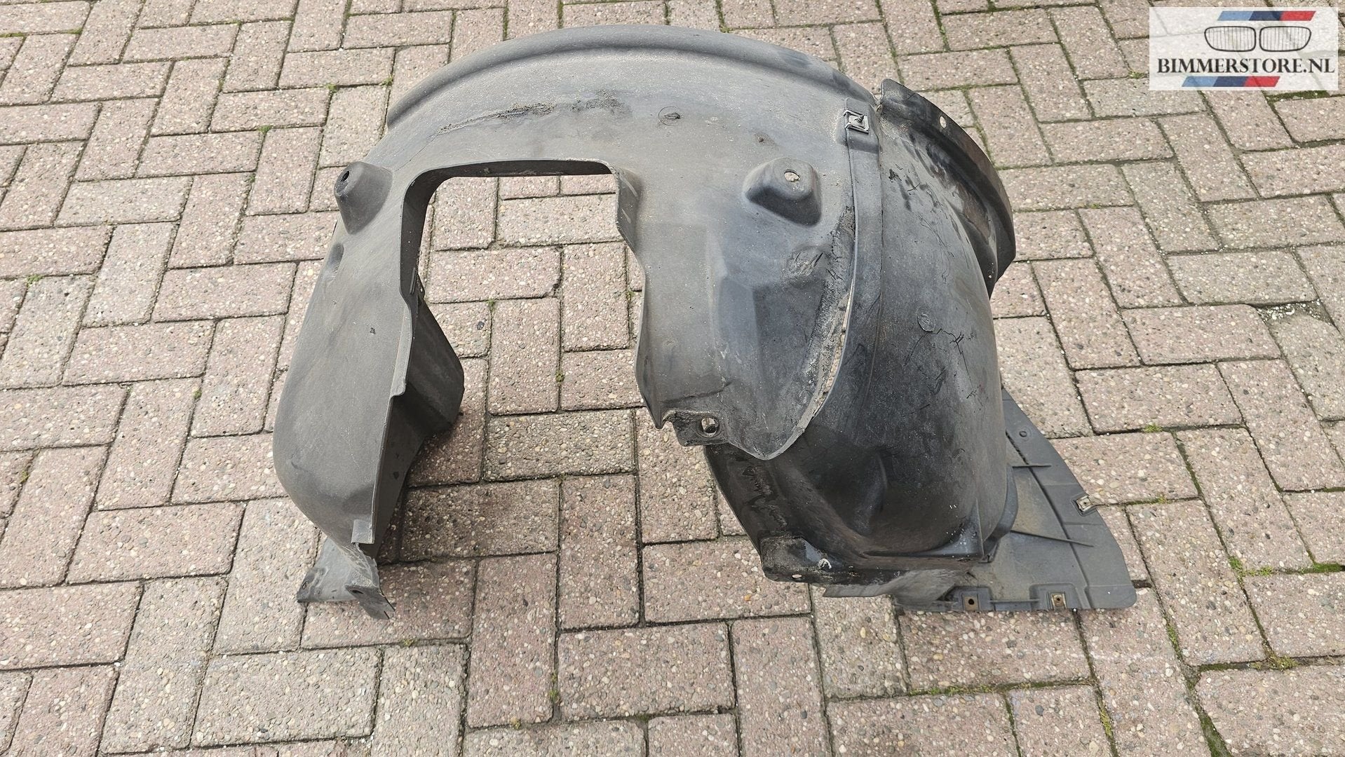 Binnenscherm modderkuip rechts BMW 1 serie E81 E87 E87 LCi 5, Gebruikt, -, Ophalen of Verzenden, Bumper