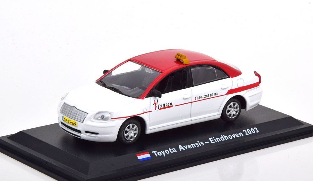Atlas 1:43 Toyota Avensis 2003 wit rood - Eindhoven Taxi, Overige merken, -, Nieuw, Ophalen of Verzenden