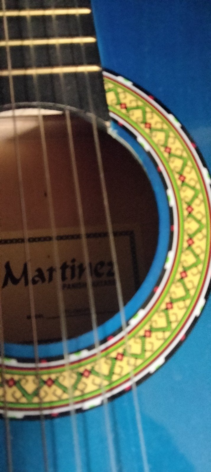 martinez gitaar op standaard en hoes, Ophalen, Klassieke of Spaanse gitaar