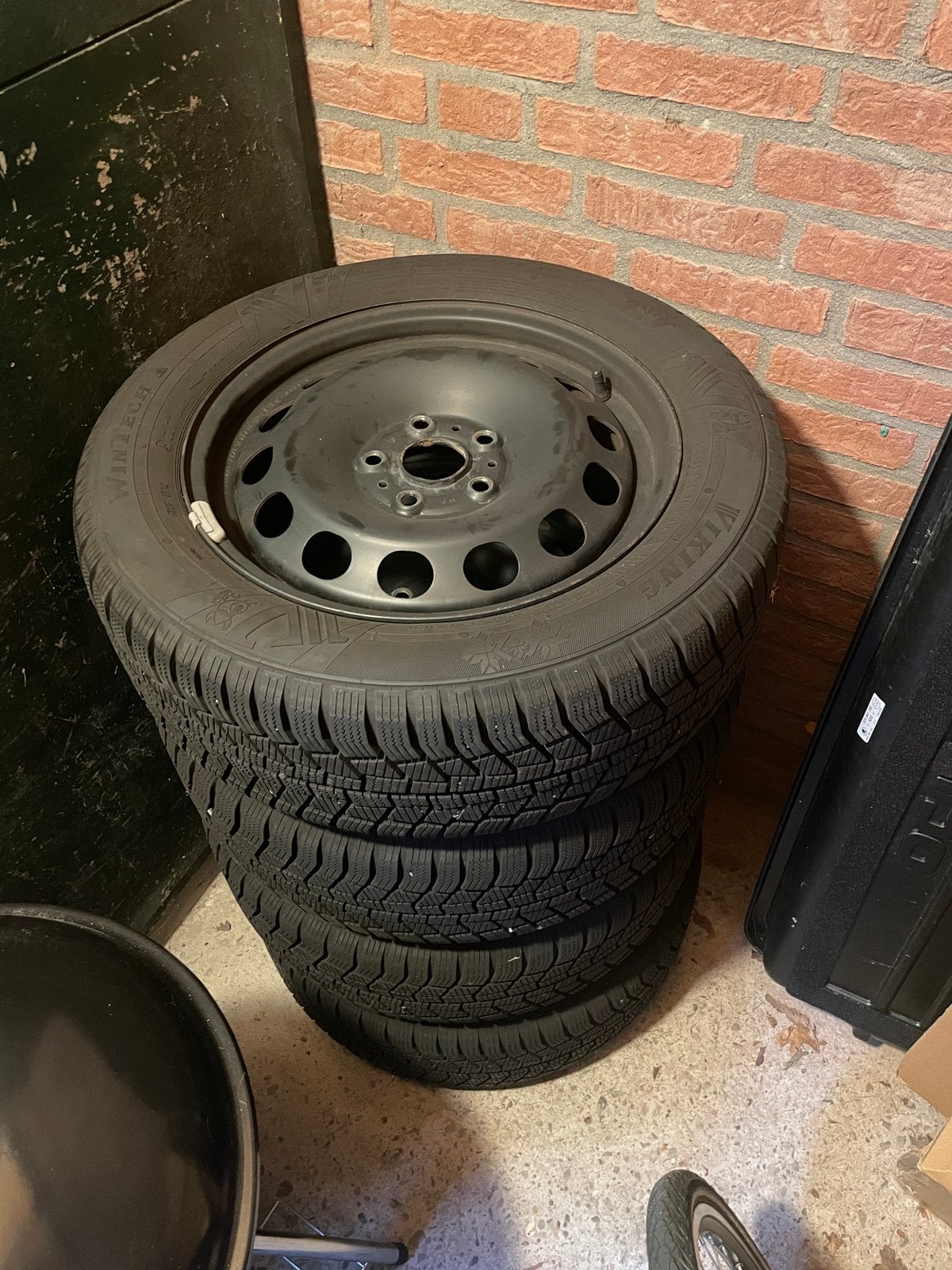 Winterbanden stalen velgen - Viking WinTech, Ophalen, Gebruikt