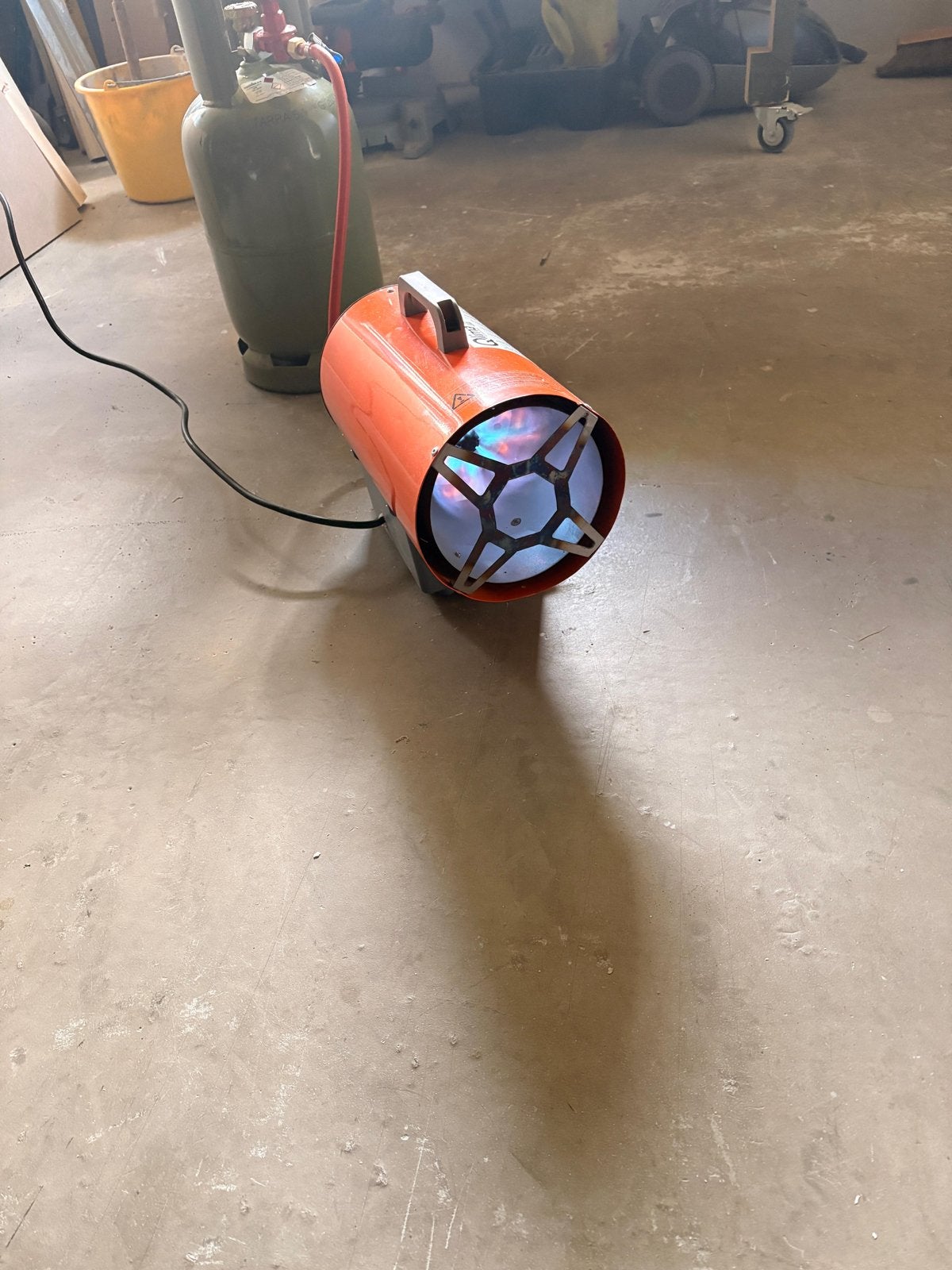 Hete Lucht Kanon / Heater - Ideaal voor Werkplaats of garage, 30 tot 80 cm, Gebruikt, Overige typen, Minder dan 60 cm