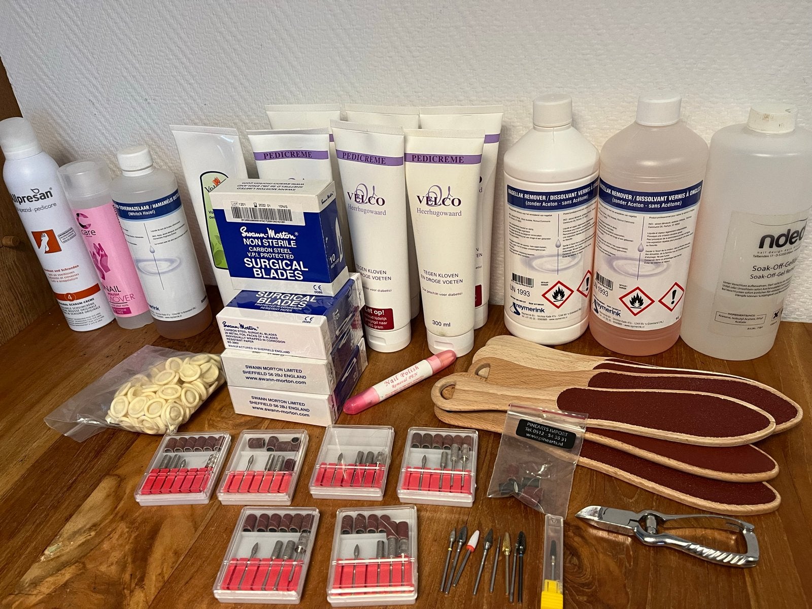 Pedicure startpakket: frezen, vijlen, scalpelmesjes en meer, Ophalen of Verzenden, Gebruikt, Overige typen