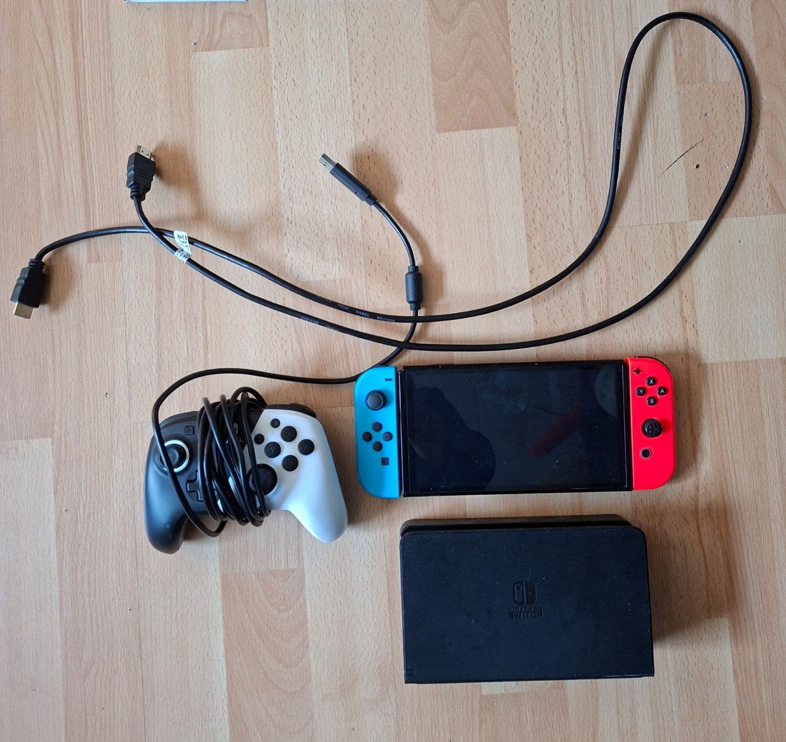 Nintendo Switch met controller en games - Gebruikt, Spelcomputers en Games, Ophalen of Verzenden