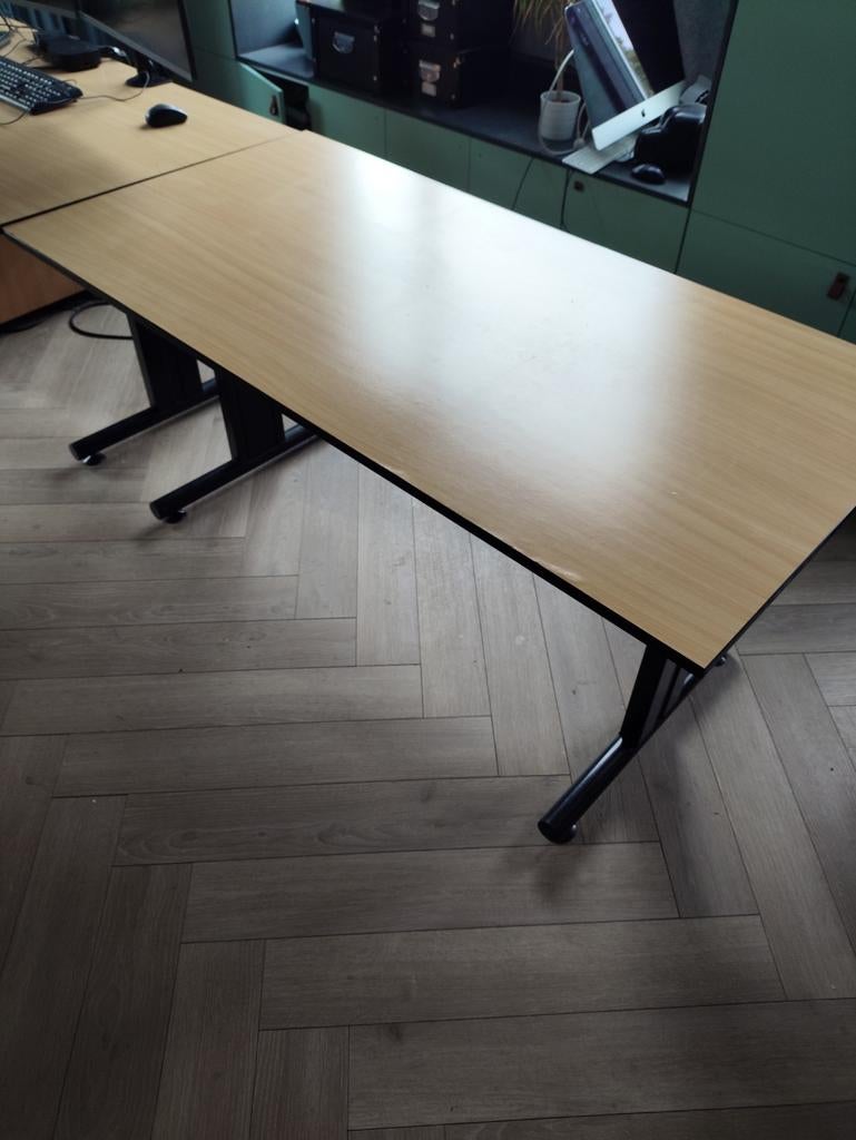 1 bureaus 80x160 cm met stelpoten, 74 cm hoog, Ophalen, 160 cm, Gebruikt, Metaal