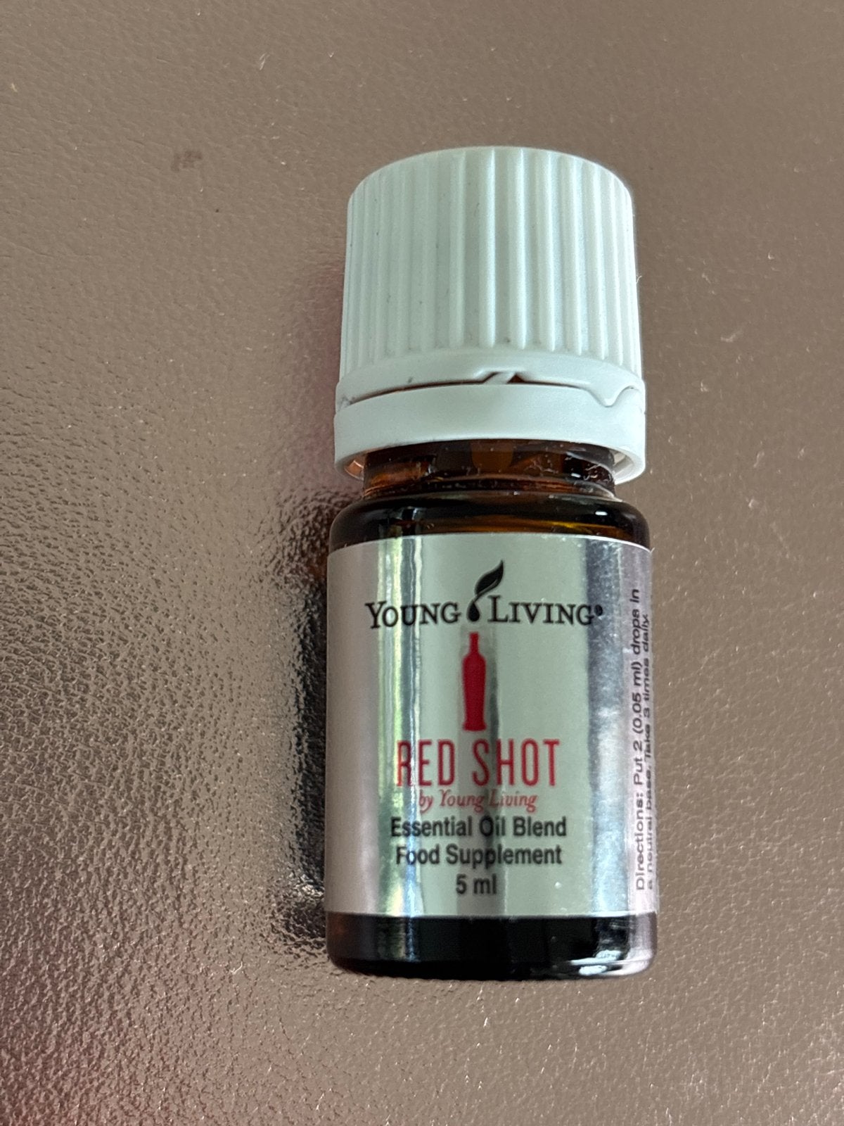Young Living Red Shot Essentiële Olie Blend 5ml, Ophalen of Verzenden, Nieuw, Overige typen