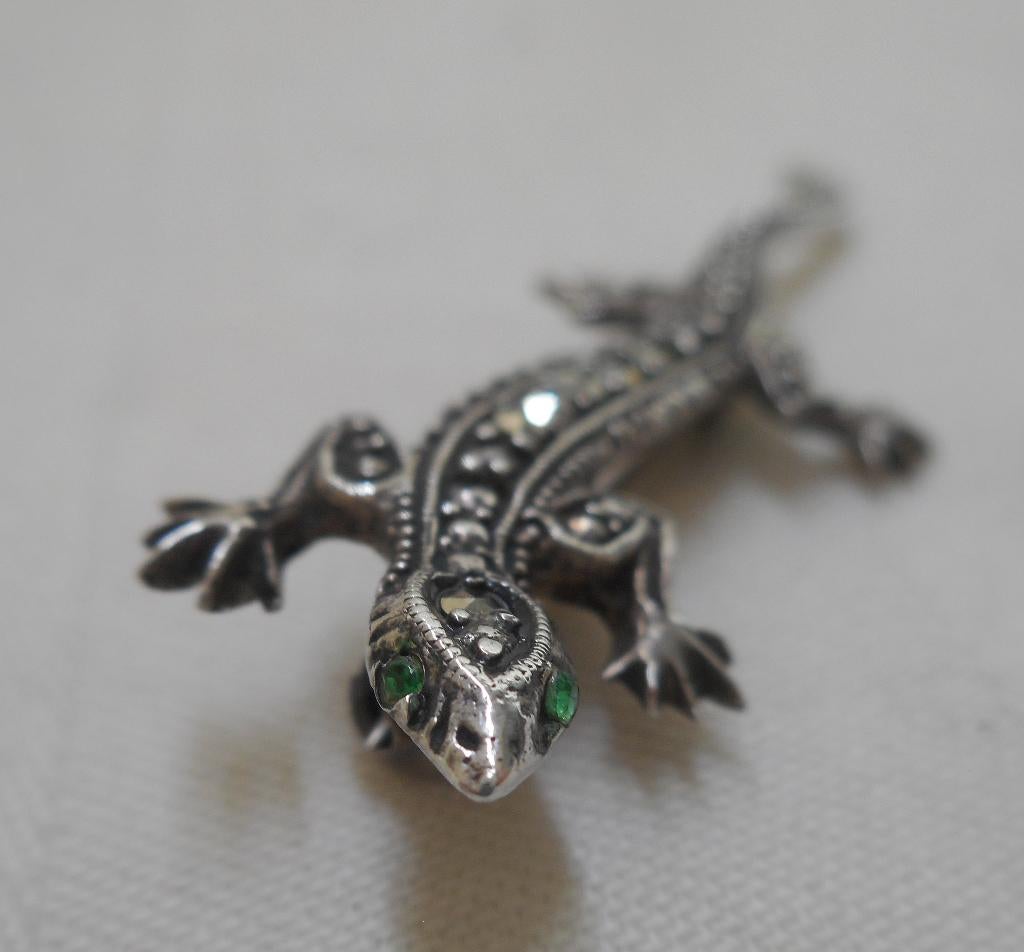 Zilveren vintage salamander broche met markasiet nr.1349, 4 tot 7 cm, Verzenden, Zo goed als nieuw, Zilver