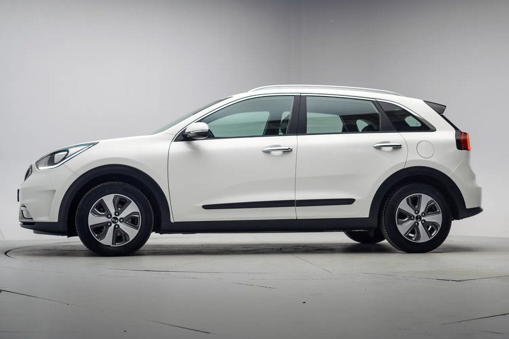 Kia Niro 1.6 HDi Hybrid Dynamicline Aut. [ Navi Camera Half-, Auto's, Automaat, Gebruikt, Wit, 26 km/l
