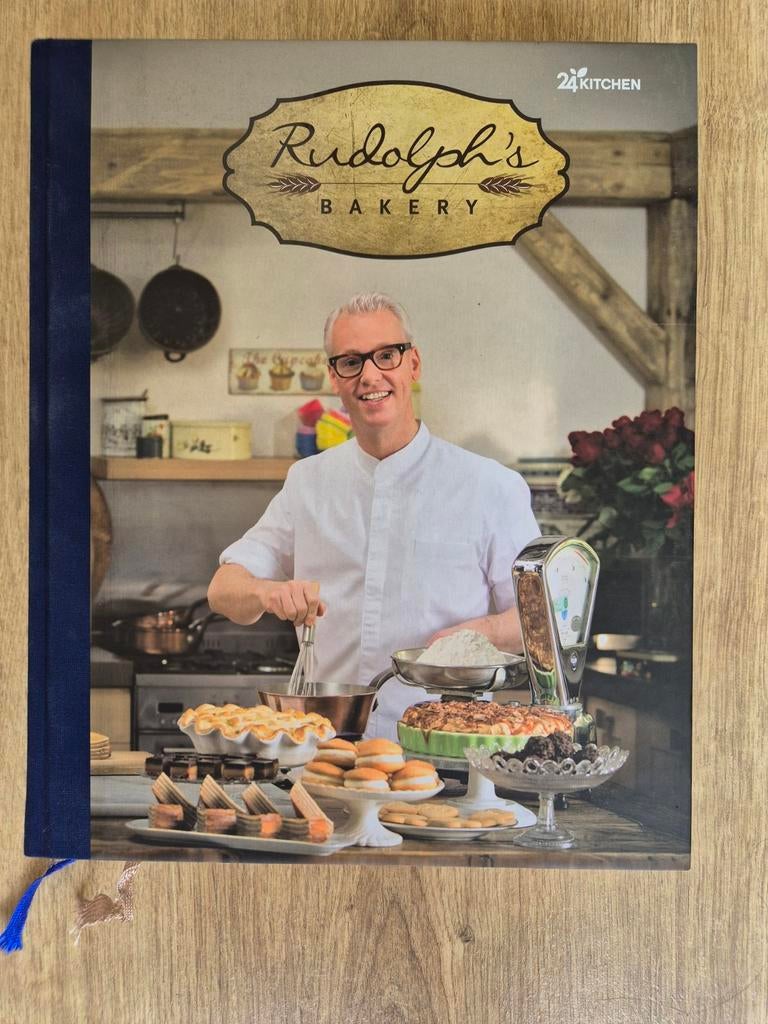Rudolph's Bakery Kookboek - Heerlijke Bakrecepten, Taart, Gebak en Desserts, Ophalen of Verzenden, Zo goed als nieuw, Rudolph van Veen