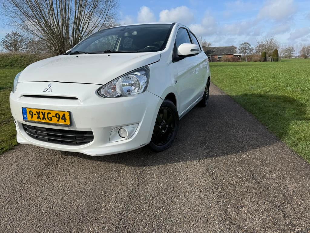 Mitsubishi Space Star 1.0 MPI 52KW 2014 Wit nw apk!, Voorwielaandrijving, USB, Wit, Origineel Nederlands