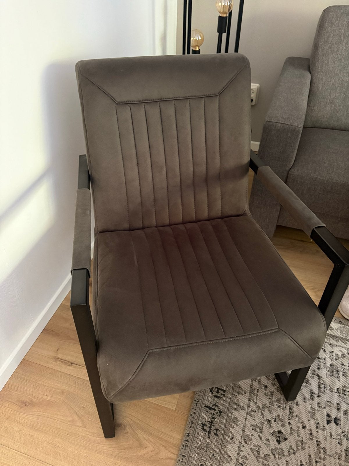 Moderne parantino stoel - Antraciet met zwart metalen frame, Ophalen, Zo goed als nieuw, Eén, Stof