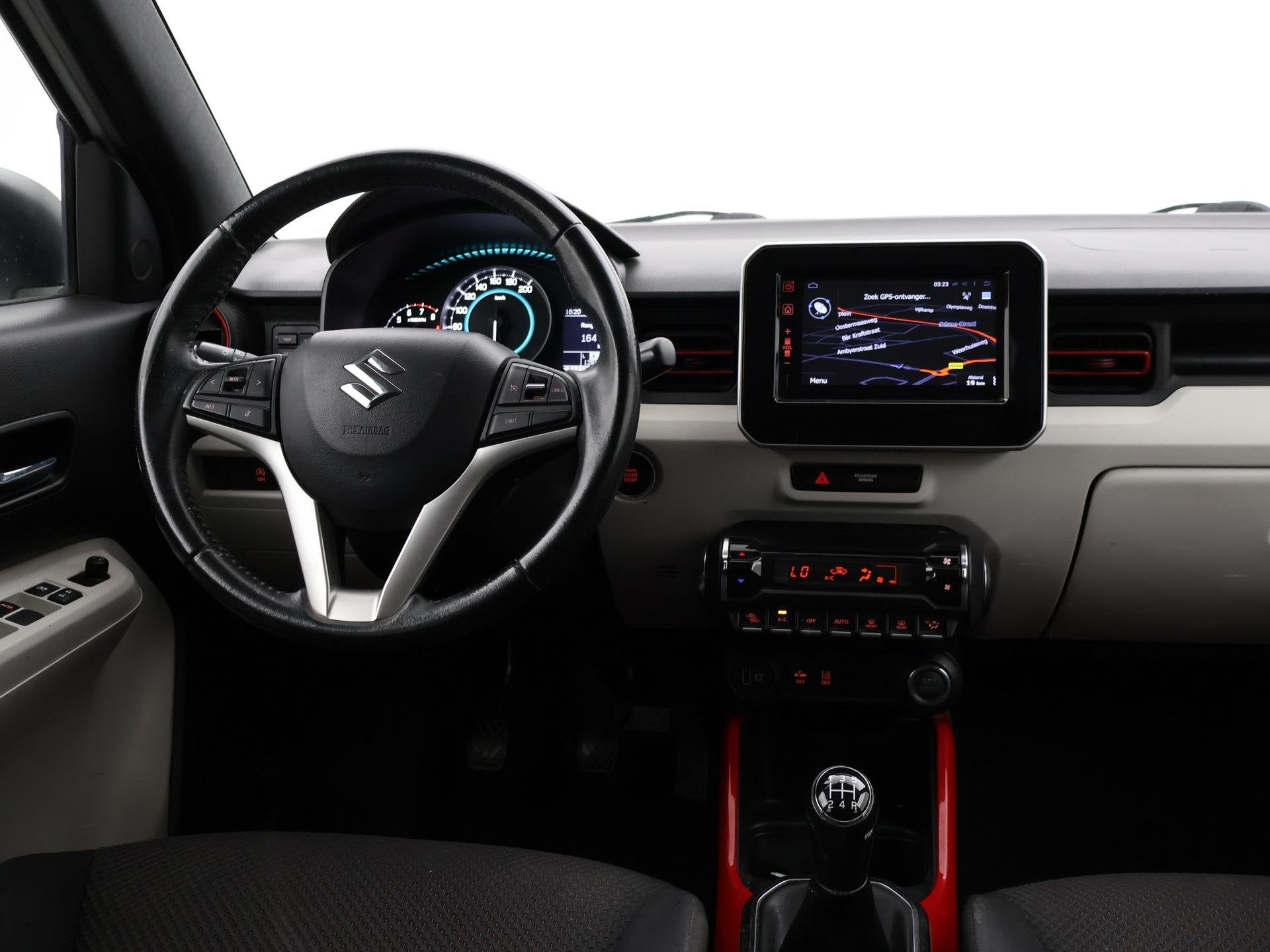 Suzuki Ignis 1.2 STIJL SMART HYBRID + CAMERA | LED | NAVIGAT, Voorwielaandrijving, Automatische klimaatregeling, Stof, Gebruikt