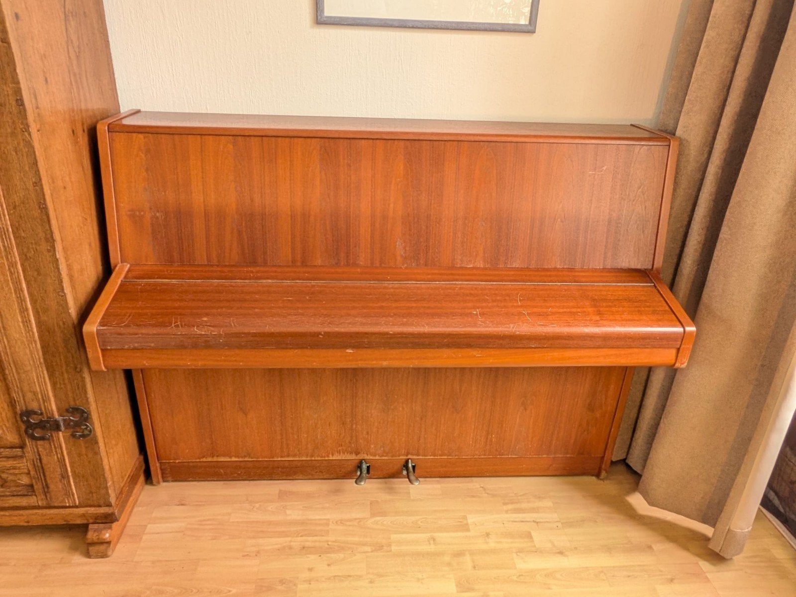 Mooie Geyer piano met goed geluid - moet gestemd worden, Ophalen, Gebruikt, Bruin, Piano