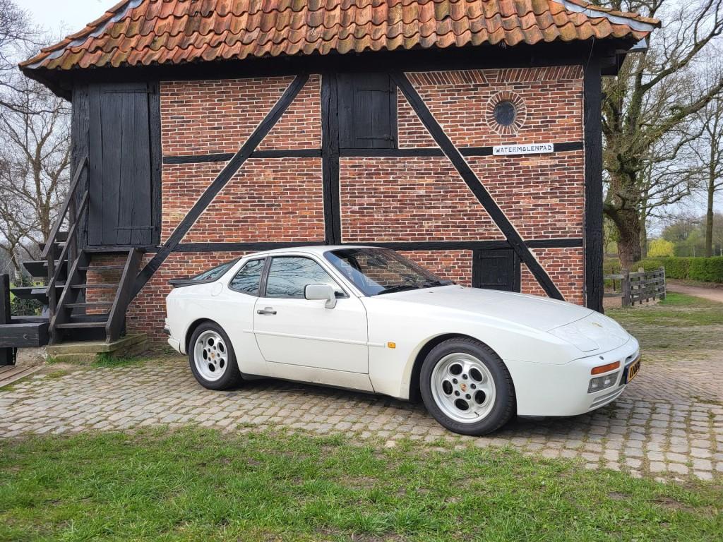 Porsche 944 turbo. Note 2, Auto's, Achterwielaandrijving, Gebruikt, Wit, Leder