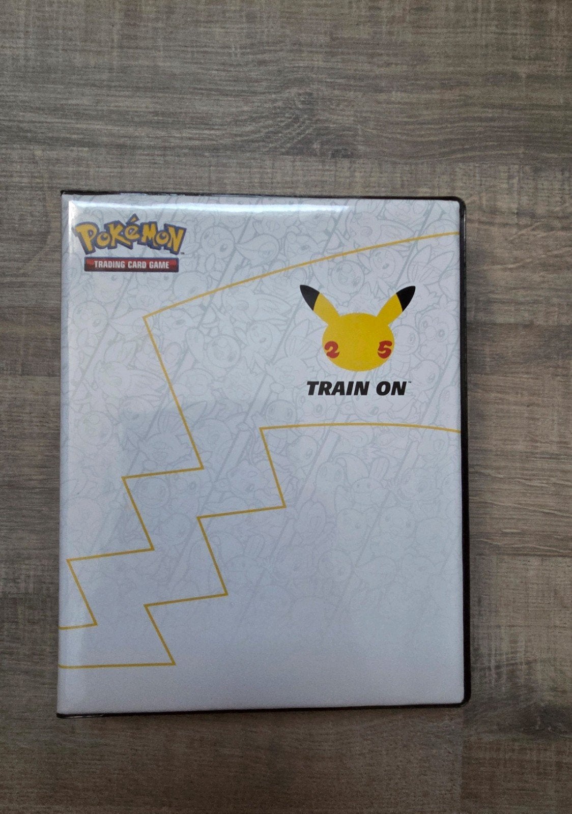 Complete set 25th Anniversary Jumbo Pokémon kaarten in map, Ophalen of Verzenden, Nieuw