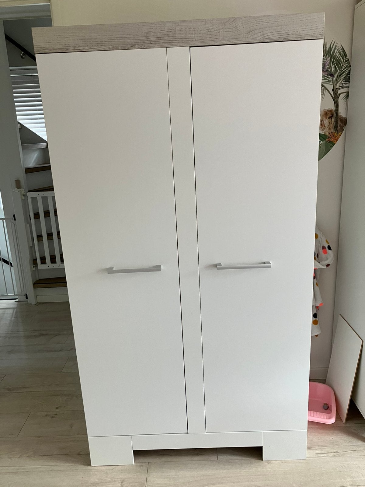 Futura kledingkast, Huis en Inrichting, Kasten | Kledingkasten, Ophalen, Zo goed als nieuw, 50 tot 75 cm, 150 tot 200 cm