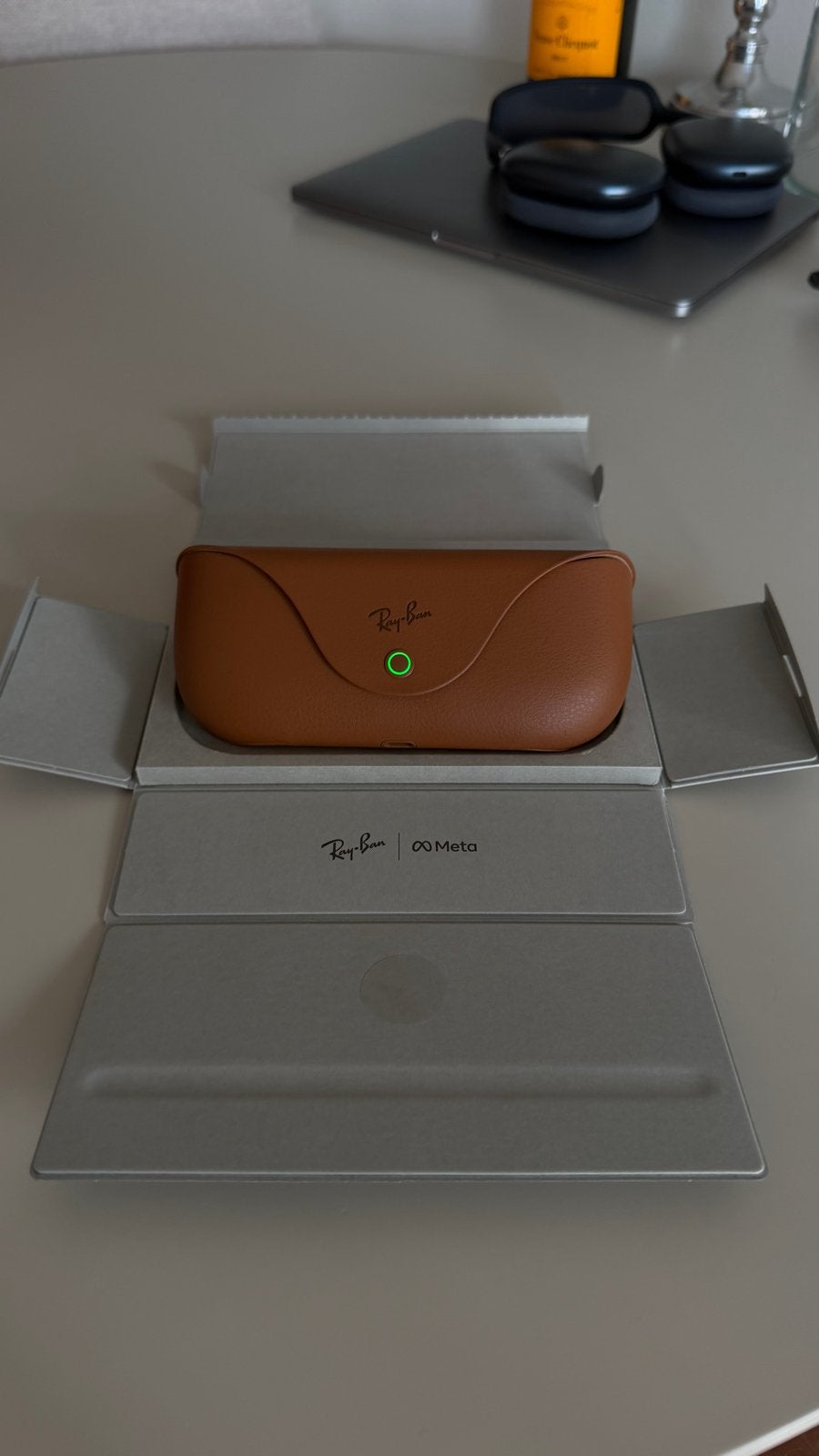 Ray-Ban meta V2, Ophalen, Zonnebril, Zwart, Zo goed als nieuw