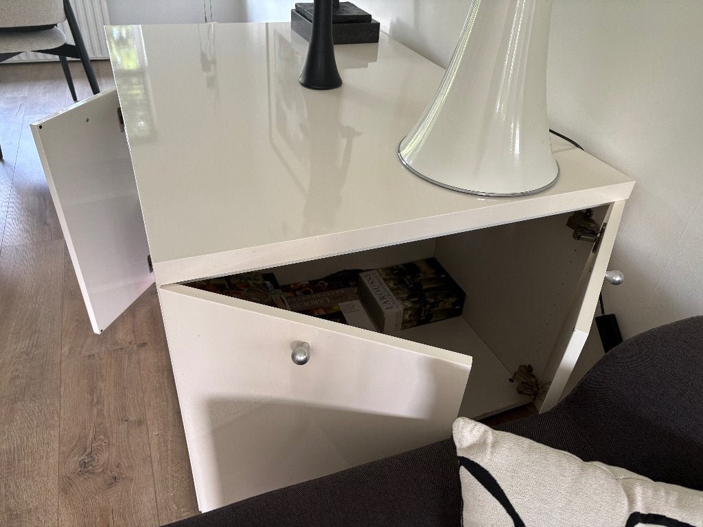 witte hoogglans, tv kast , strak model, Ophalen, Gebruikt, Design, 50 tot 100 cm