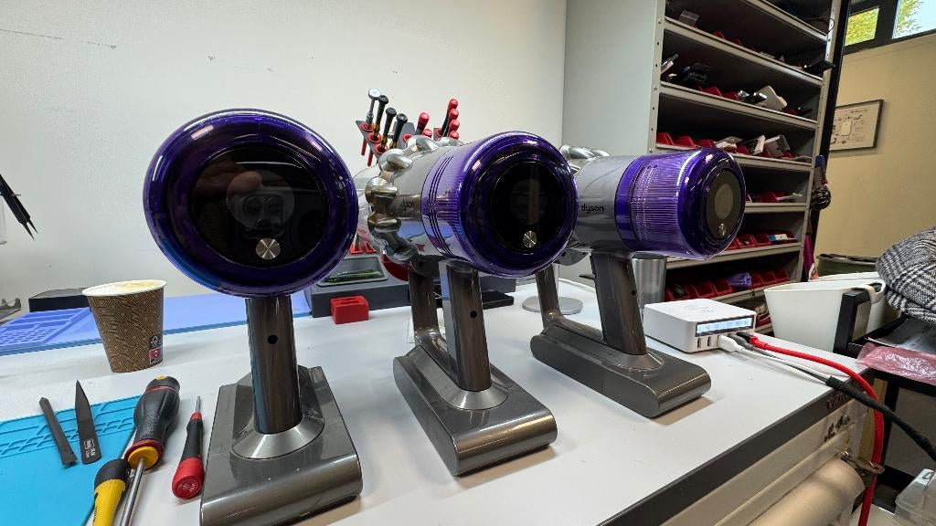 Reparatie Dyson Steel Stofzuigers, Witgoed en Apparatuur, Stofzuigers, Ophalen of Verzenden, 1200 tot 1600 watt