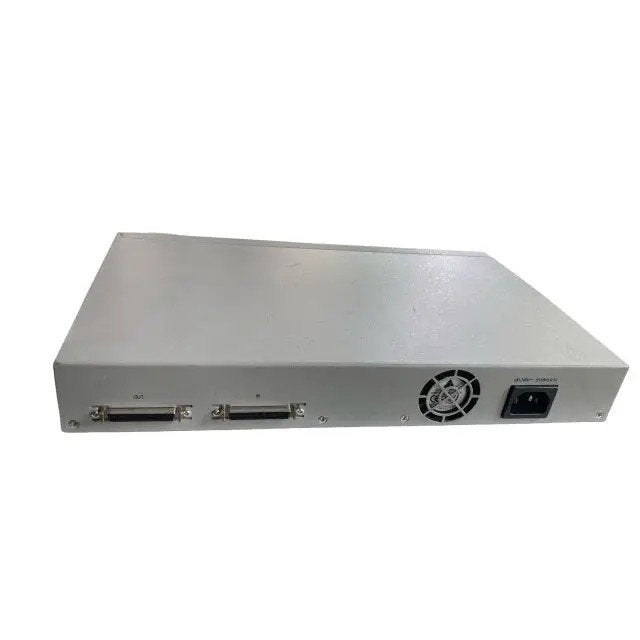 CentreCOM FH716SW Ethernet Switch - 16 poorten, Computers en Software, Netwerk switches, Ophalen, Gebruikt