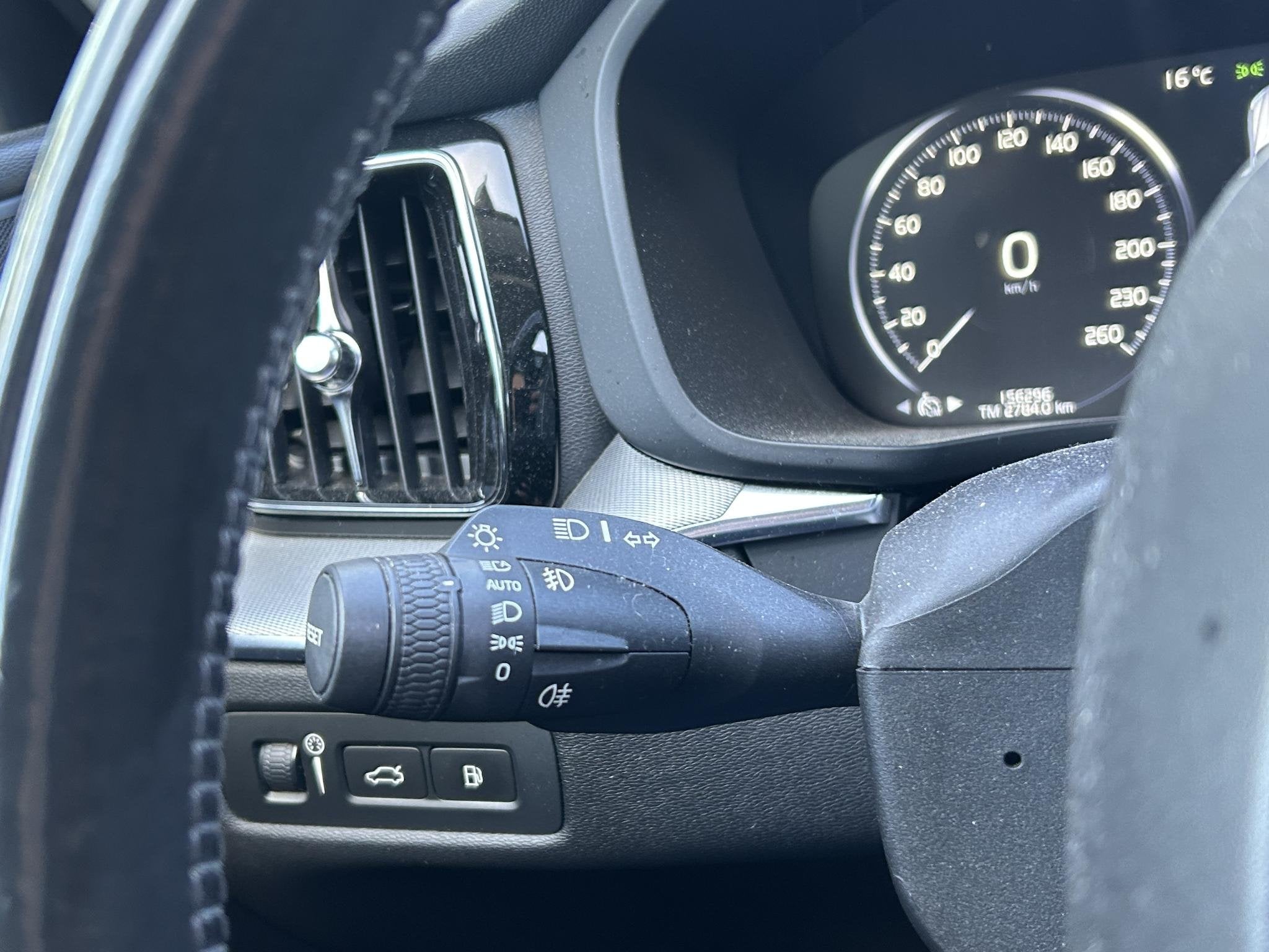 Foto 31 van Volvo XC60 2.0 T8 Twin Engine AWD Inscription | Panoramadak