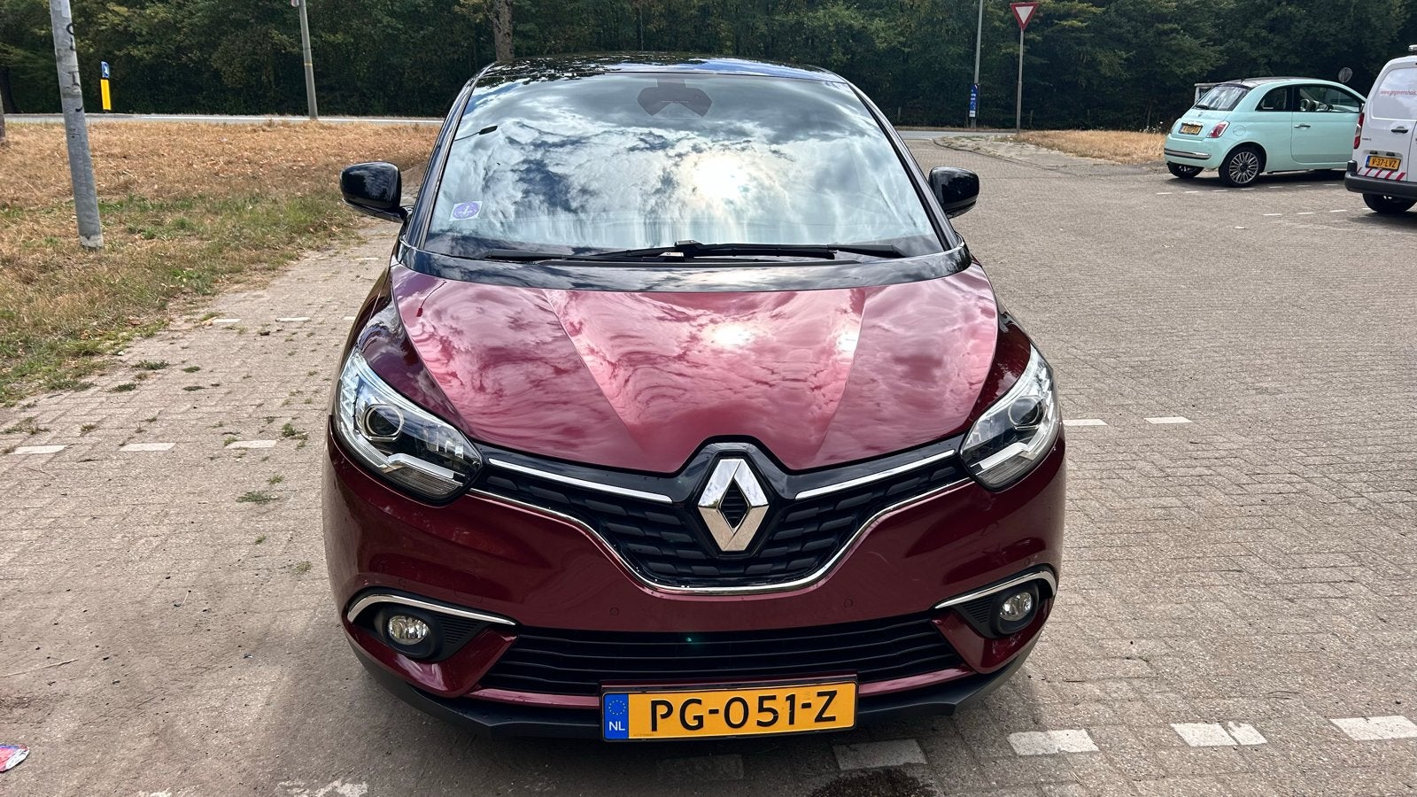 Renault Scénic 1.2 Energy TCe 130pk 2017 Rood, Auto's, Renault, Voorwielaandrijving, 4 cilinders, 1850 kg, 132 pk