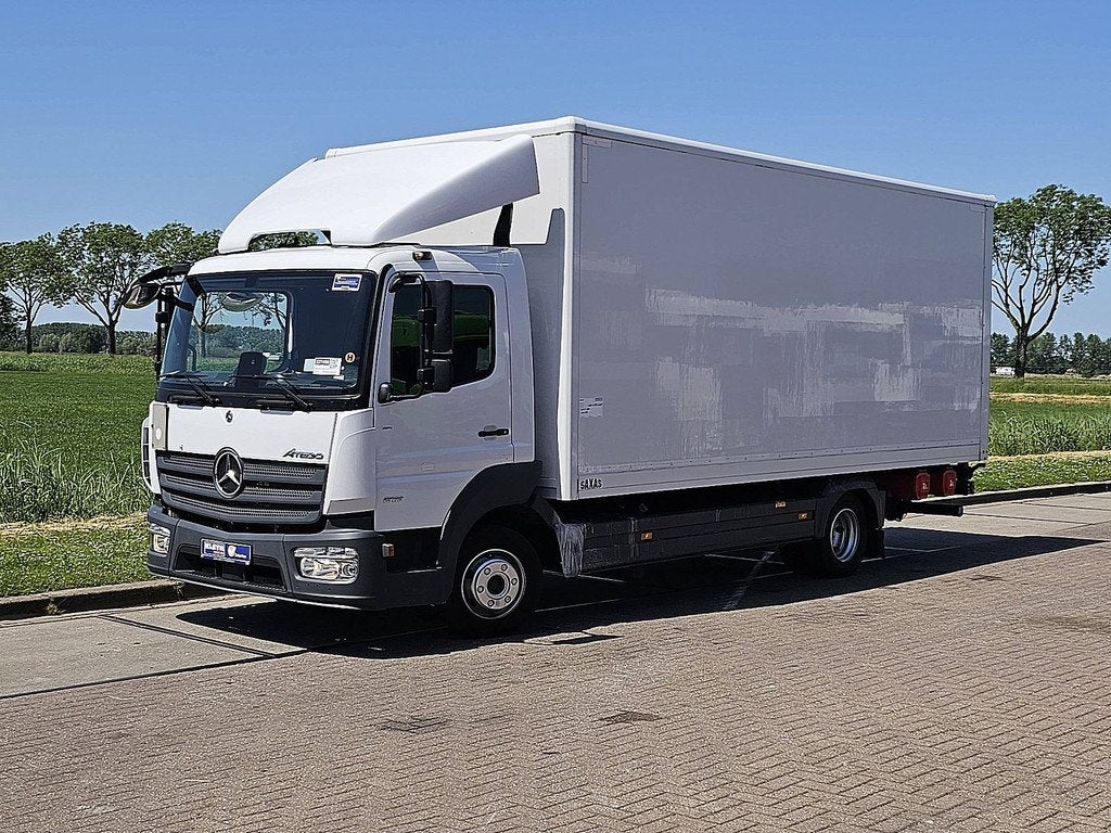 MERCEDES-BENZ ATEGO 818 lift 3 seats airco, Automaat, Euro 6, Wit, Mercedes-Benz