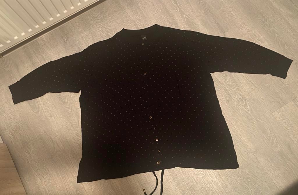 Adia Fashion blouse zwart met stippen maat 50/52, Kleding | Dames, Grote Maten, Ophalen of Verzenden, Zo goed als nieuw, Zwart