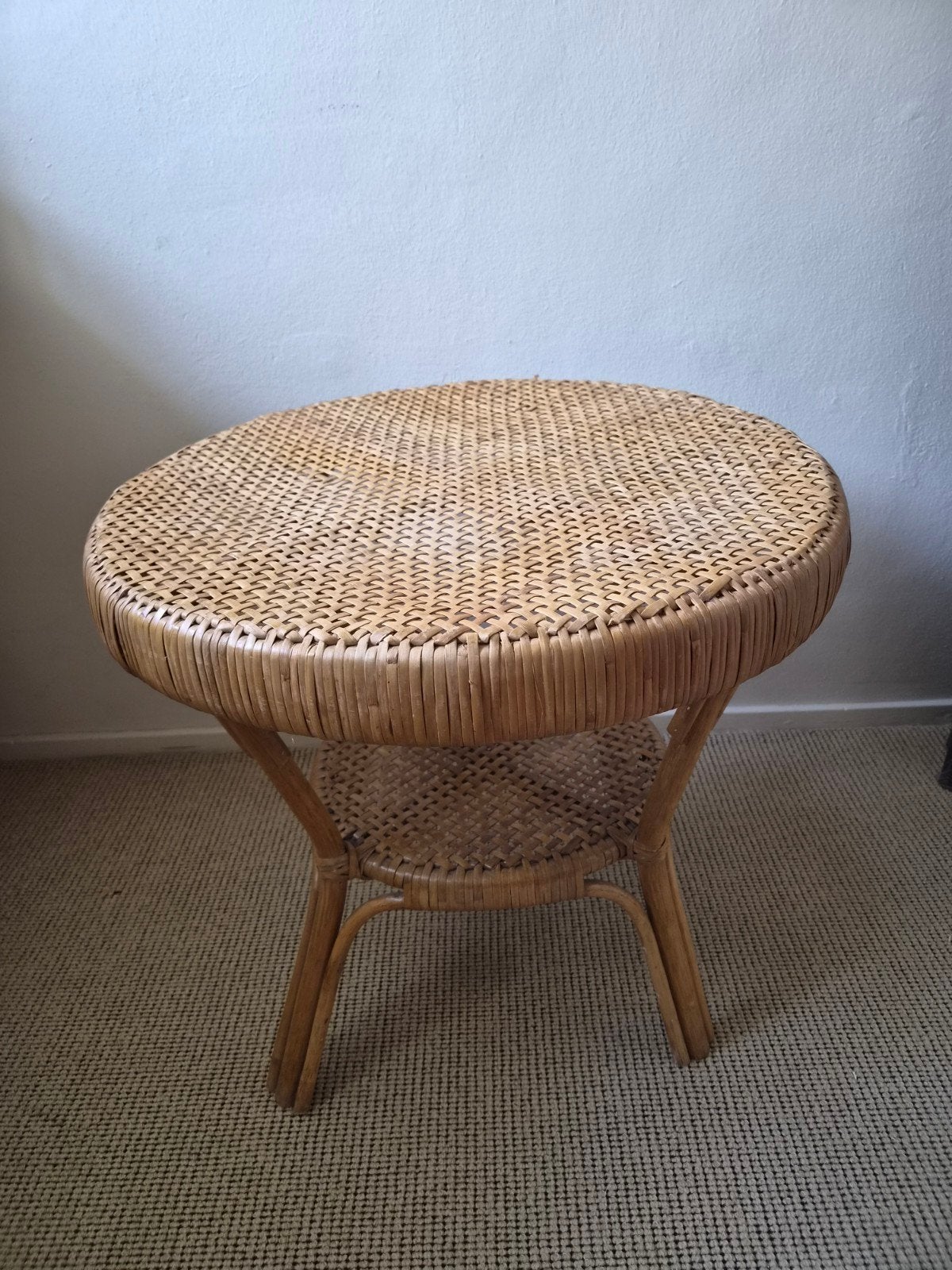 Vintage Rotan Tafeltje - Rond Bijzettafeltje, Huis en Inrichting, Overige materialen, Gebruikt, Rond, 55 tot 75 cm