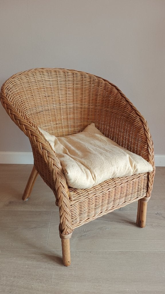 Bohemian rotan vintage armstoel, kinderstoel met los kussen, Kinderen en Baby's, Kinderstoelen, Ophalen, Zo goed als nieuw, Overige typen