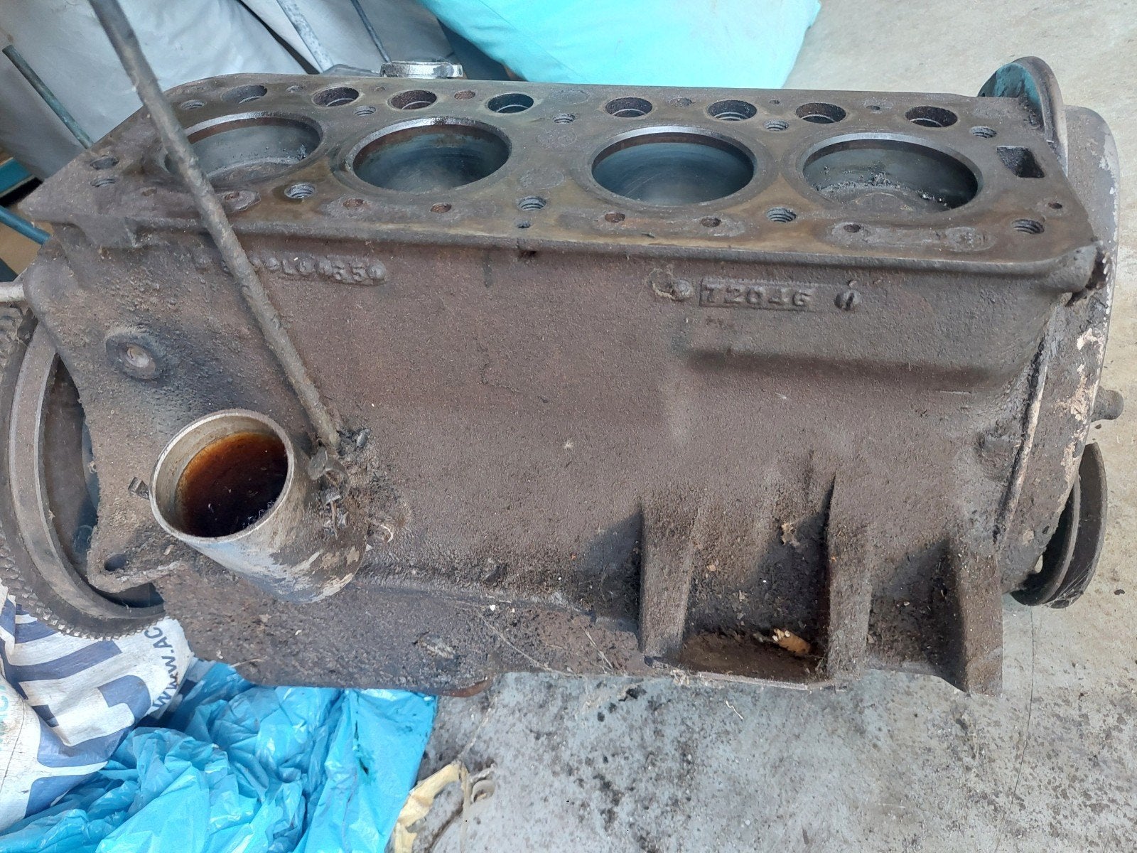 Diverse onderdelen Peugeot 403, inclusief 1300cc onderblok, Ophalen of Verzenden